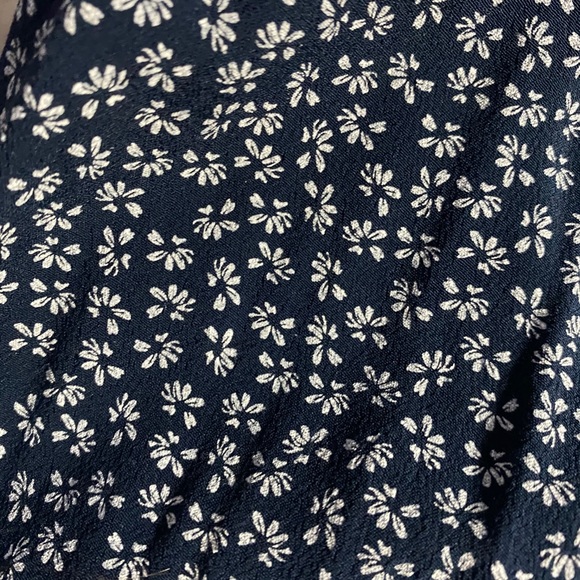 Brandy Melville Robbie Dress - Picture 5 of 5